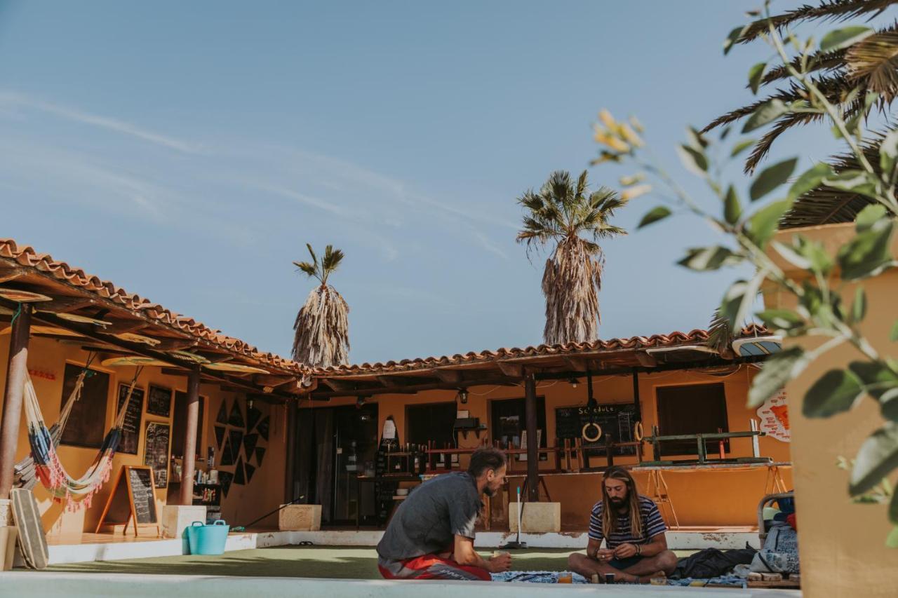 Surf House Hostel Callao Salvaje Ngoại thất bức ảnh
